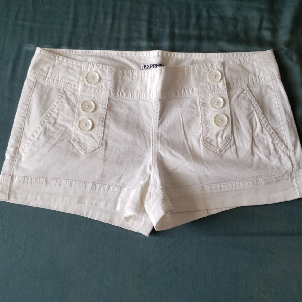 3/$10 Express linen shorts